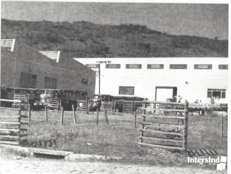 002 - Pátio industrial